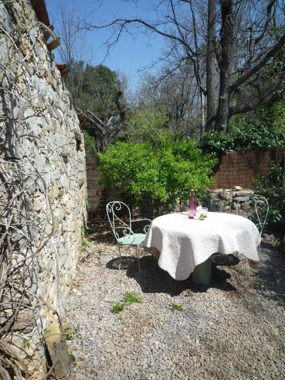 Bed and Breakfast La Rose Des Vents Монтору Номер фото